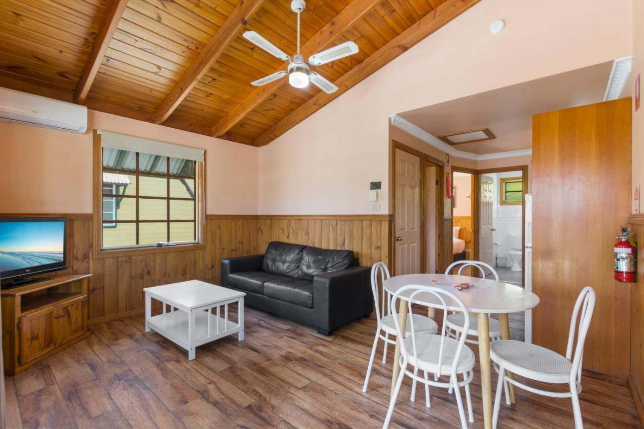 Holiday park Wairo Tabourie Lake
